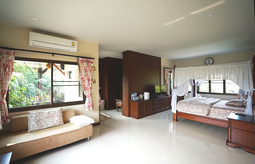 ขาย บ้านหรู แม่ออน เชียงใหม่ บนพื้นที่ 1 ไร่ หลังบ้านติดสนามกอล์ฟสันกำแพงแม่ออน