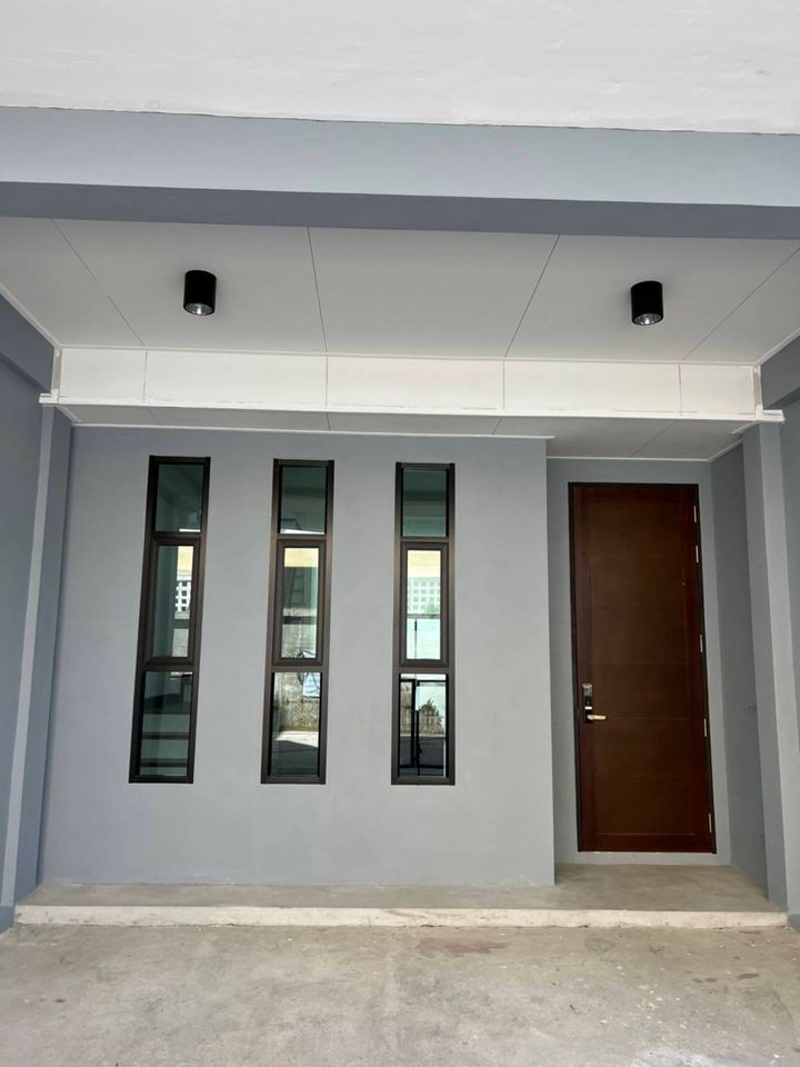 STH6605-237 ขาย ทาวน์โฮม ลาดพร้าว โชคชัย ทาวน์โฮม4ชั้น4ห้องนอน