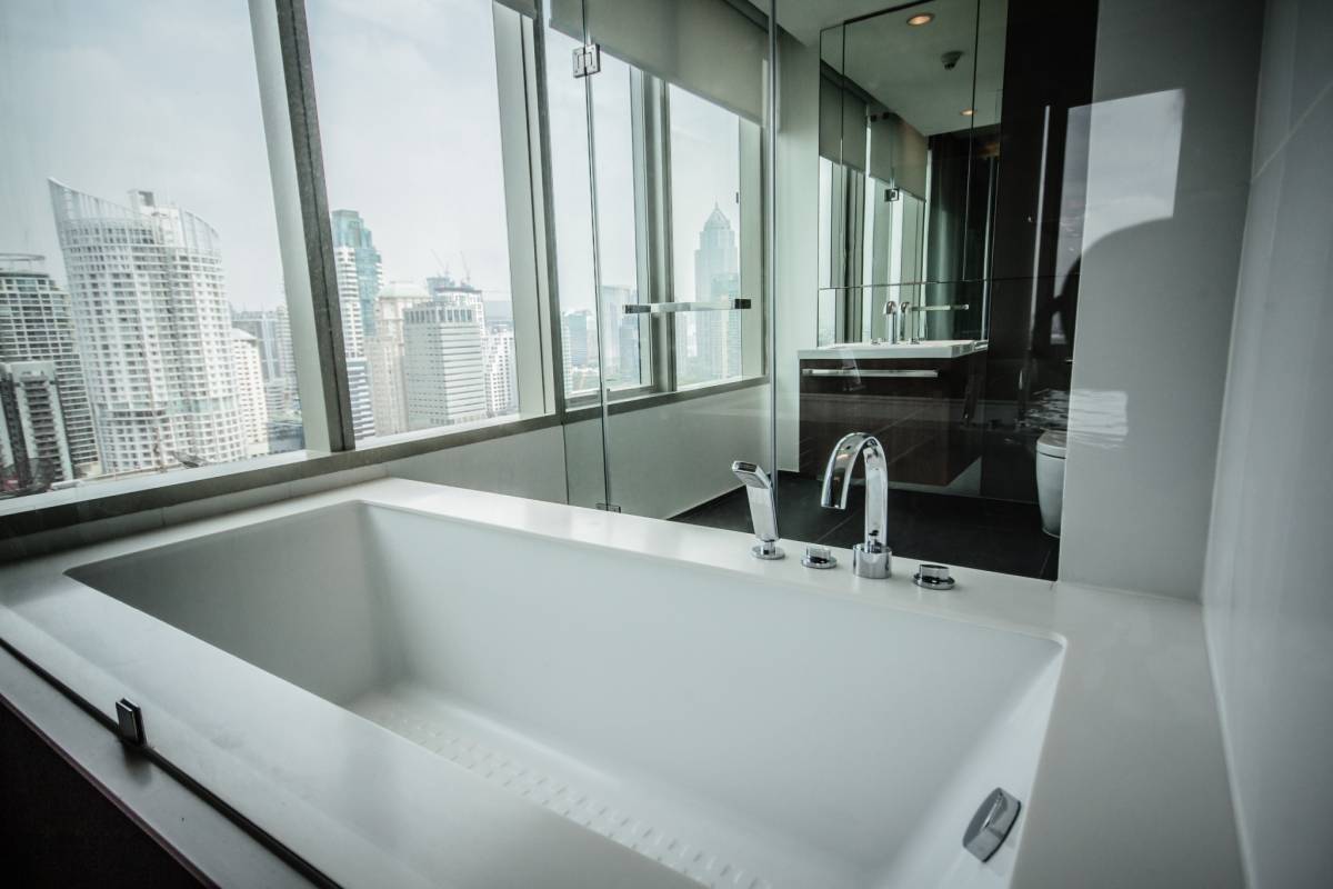 6607-137# Pathumwan Ratchadamri,Condo for sale,BTS Ratchadamri,185 RAJADAMRI,Luxury room,3Bedrooms.