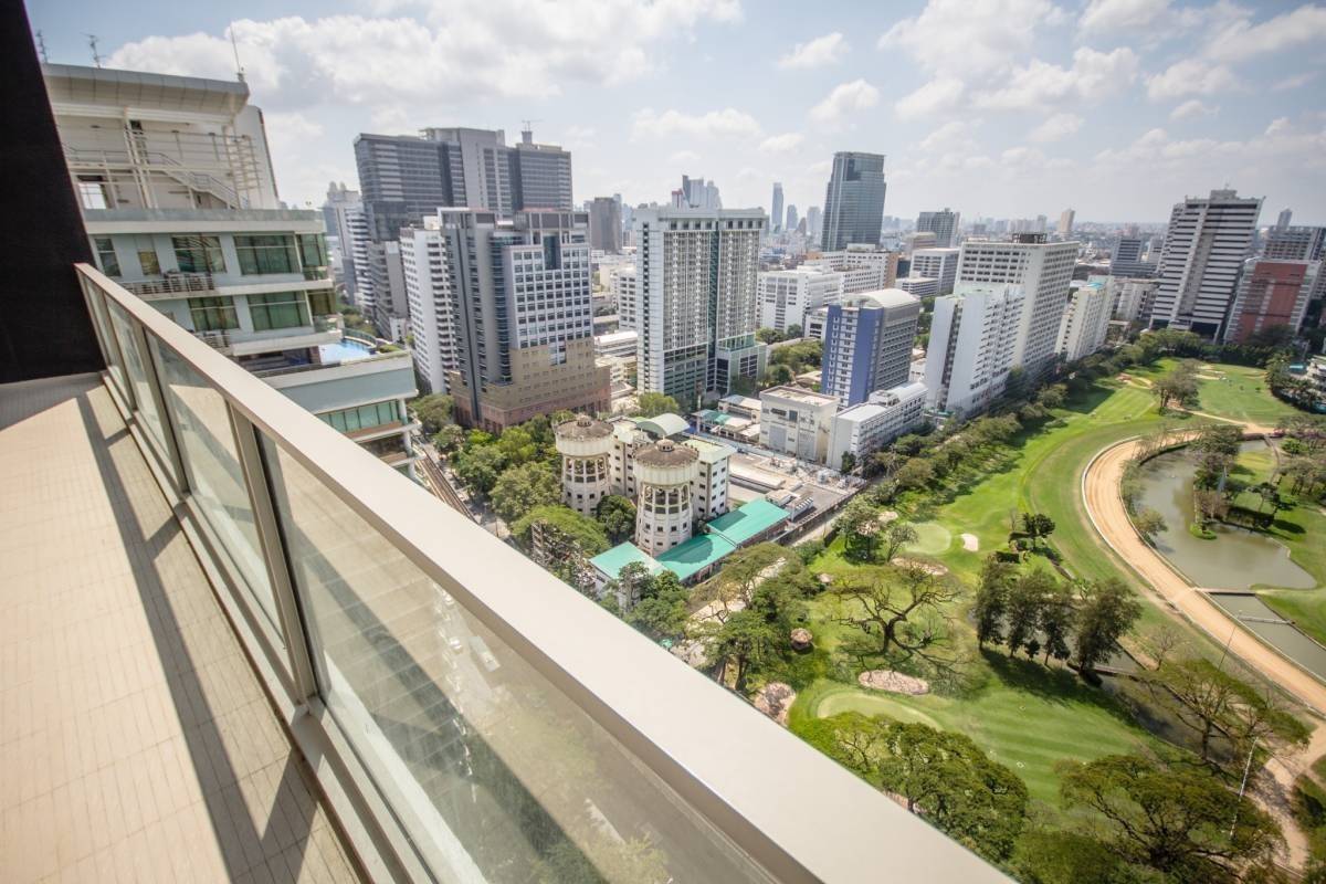 6607-137# Pathumwan Ratchadamri,Condo for sale,BTS Ratchadamri,185 RAJADAMRI,Luxury room,3Bedrooms.
