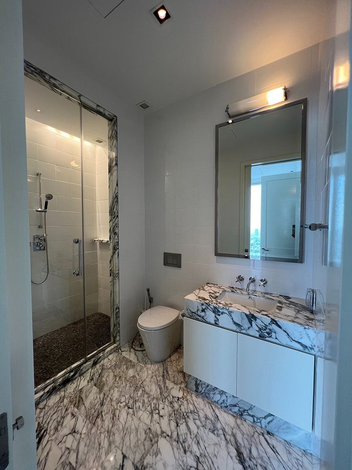 **ว่าง 11/70** 6701-075 ขาย/เช่า คอนโด สาทร สีลม BTSช่องนนทรี The Ritz-Carlton Residences Bangkok 2ห้องนอน ชั้นสูง