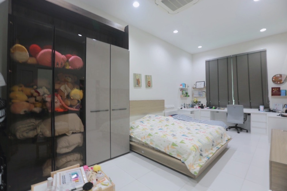 6801-108 ขาย บ้านเดี่ยว SARIN PARK 4 ห้องนอน แต่งครบพร้อมอยู่
