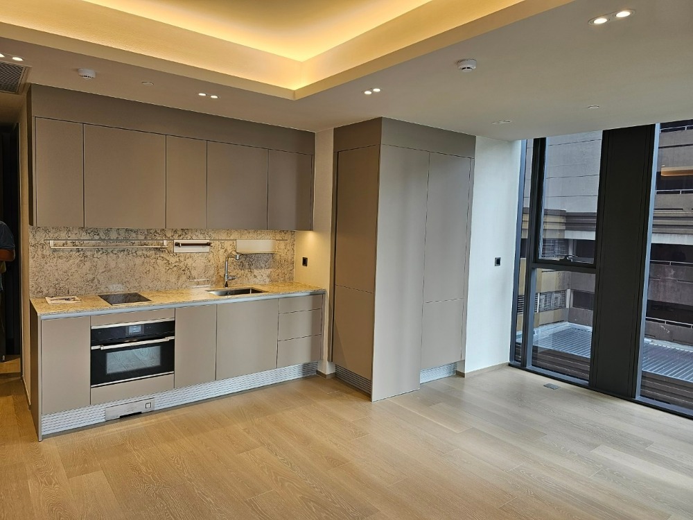 6802-072 ขาย คอนโด วิทยุ ชิดลม BTSชิดลม Tonson One Residence 1ห้องนอน