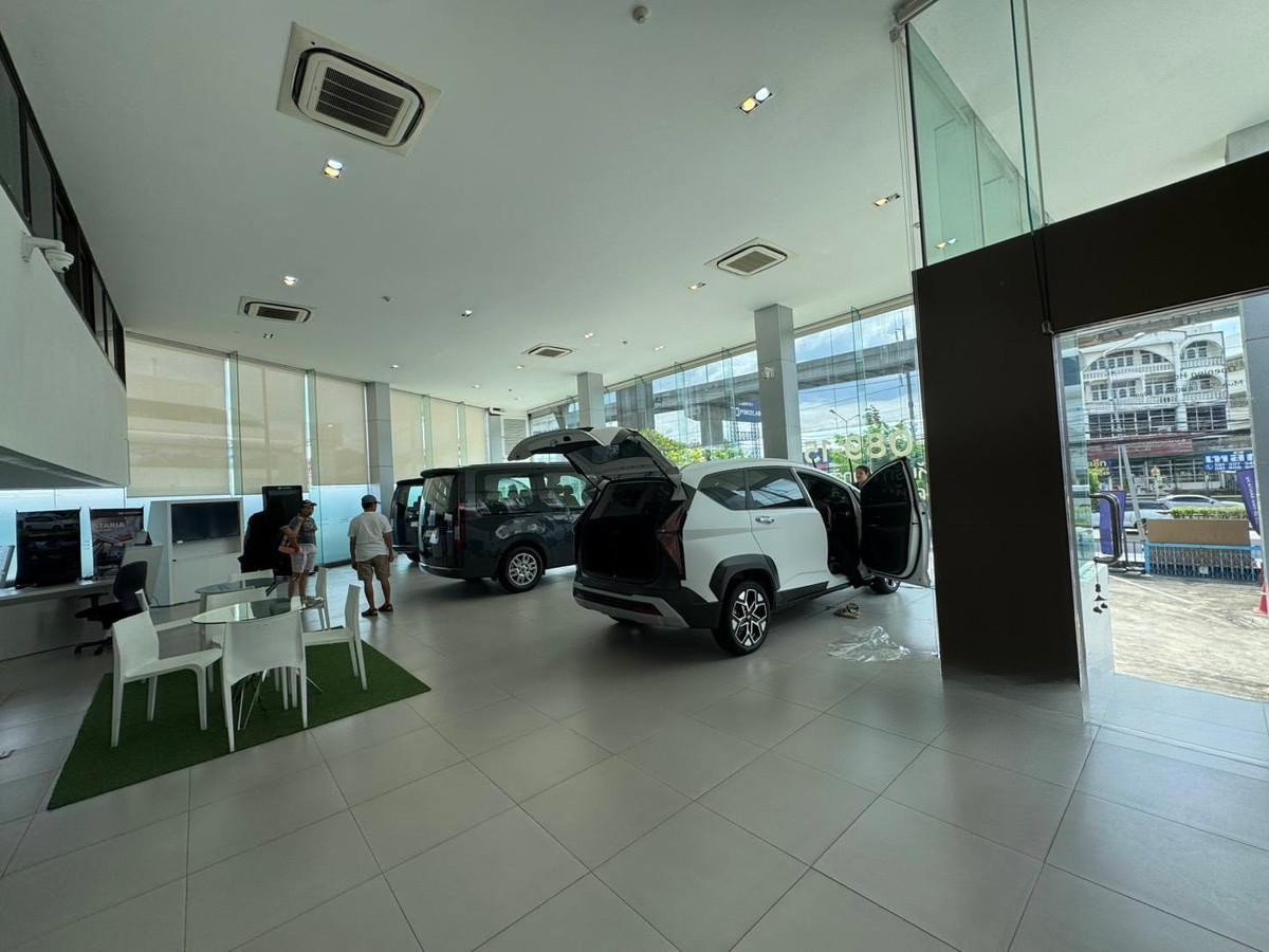 6812-014 ให้เช่า โชว์รูม+ศูนย์บริการ 1000 ตรม. รามอินทรา ติดถนนใหญ่ มองเห็นชัดเจน ใกล้รถไฟฟ้า