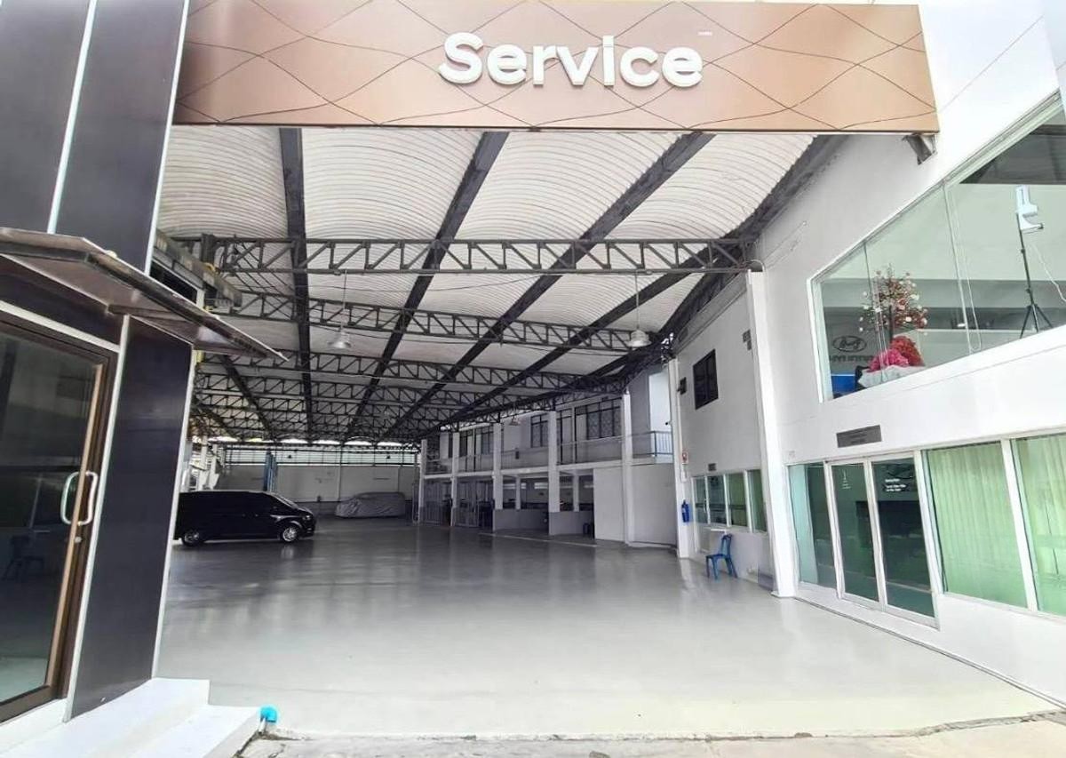 6812-014 ให้เช่า โชว์รูม+ศูนย์บริการ 1000 ตรม. รามอินทรา ติดถนนใหญ่ มองเห็นชัดเจน ใกล้รถไฟฟ้า