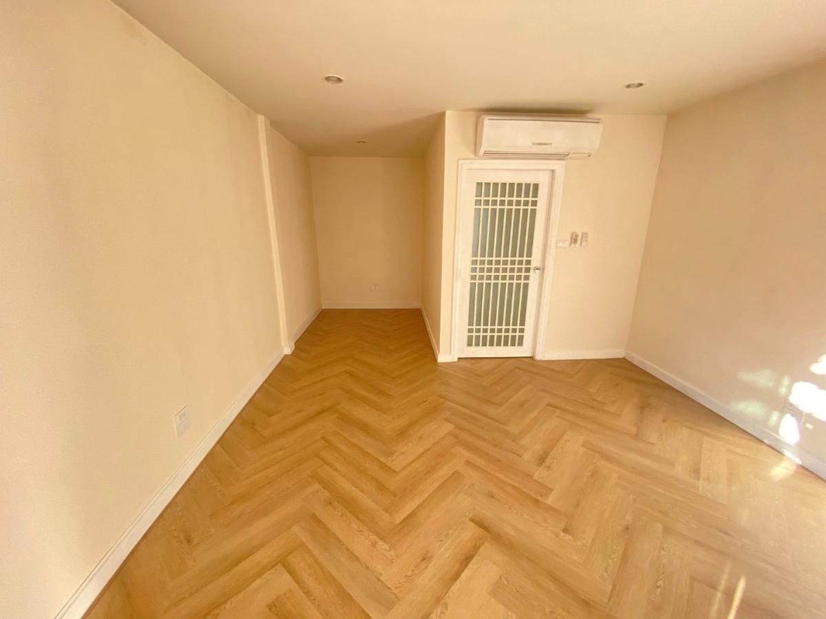 6812-070 ให้เช่า ทาวน์โฮม 5 ชั้น ปทุมวัน ใกล้สยาม MBK BTSสนามกีฬา เหมาะสำหรับทำธุรกิจ