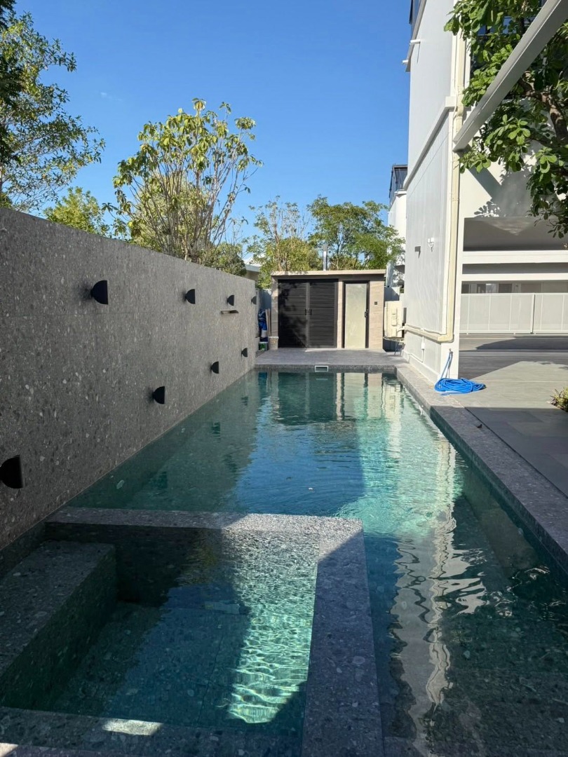 6812-076 ให้เช่า บ้านเดี่ยว 3 ชั้น มีลิฟท์ สระว่ายน้ำ กรุงเทพกรีฑา VIVE Krungthep Kreetha 5ห้องนอน