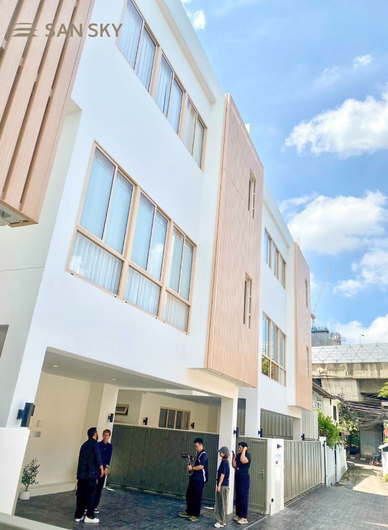 6812-093 ขาย บ้านเดี่ยว 3 ชั้น ประดิพัทธ์ อารีย์ โครงการ ซาน สกาย ประดิพัทธ์-อารีย์