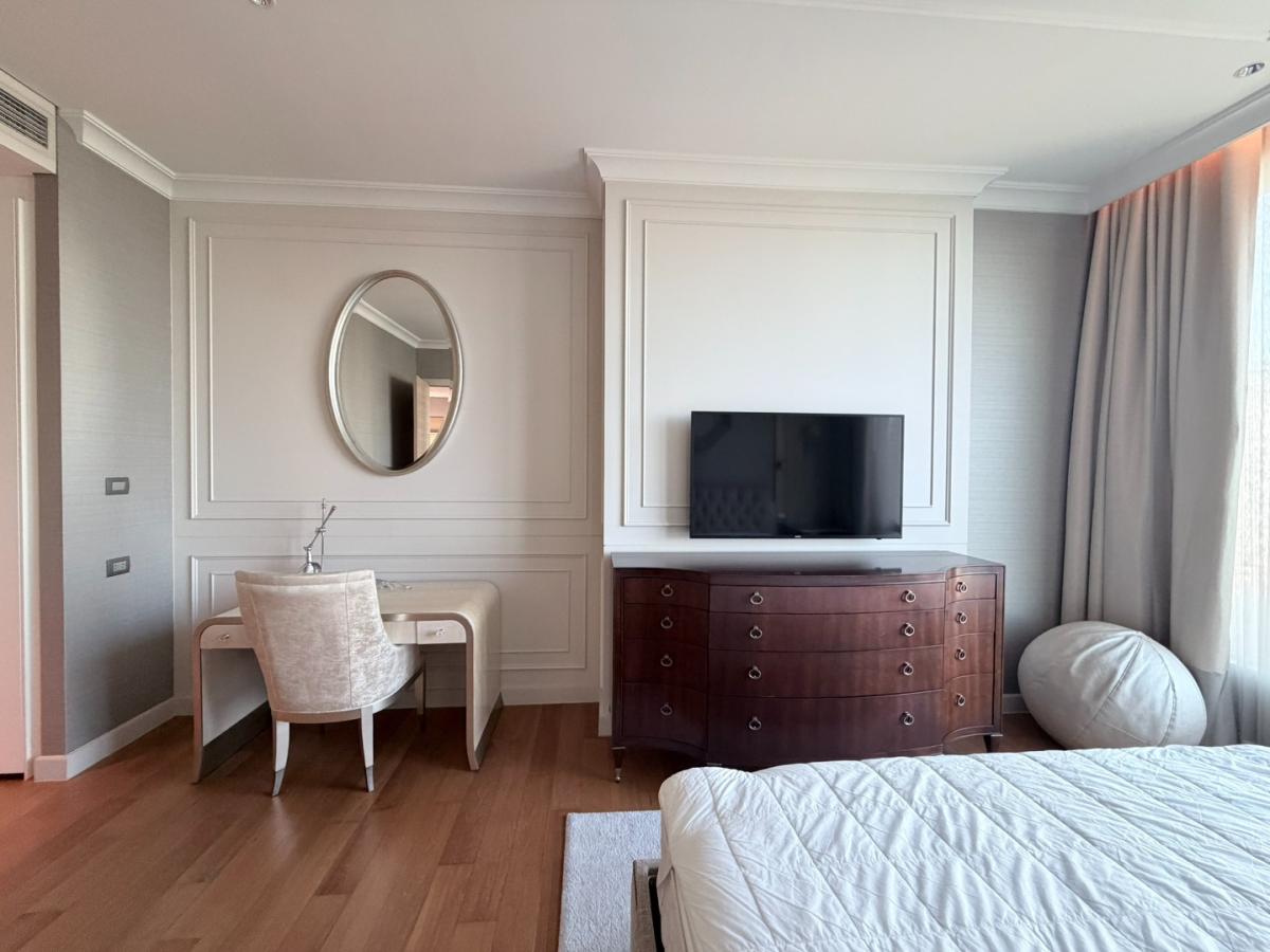 **ว่าง 02/26** 6901-032# ให้เช่า คอนโด หลังสวน ชิดลม Sindhorn Tonson BTSชิดลม 1ห้องนอน