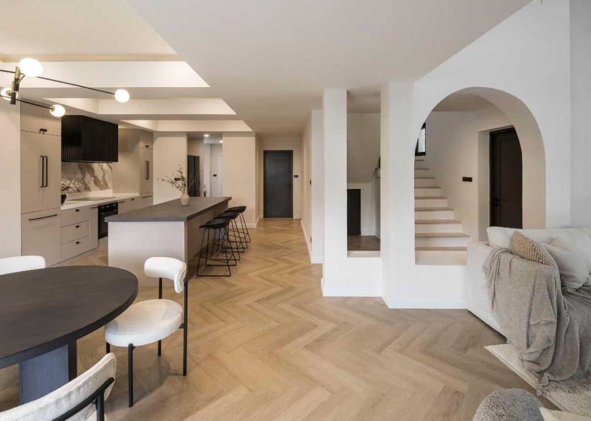 6901-048 ขาย/ให้เช่า บ้านเดี่ยว 2 ชั้น รีโนเวทใหม่ ทองหล่อ เอกมัย 3ห้องนอน เลี้ยงสัตว์ได้