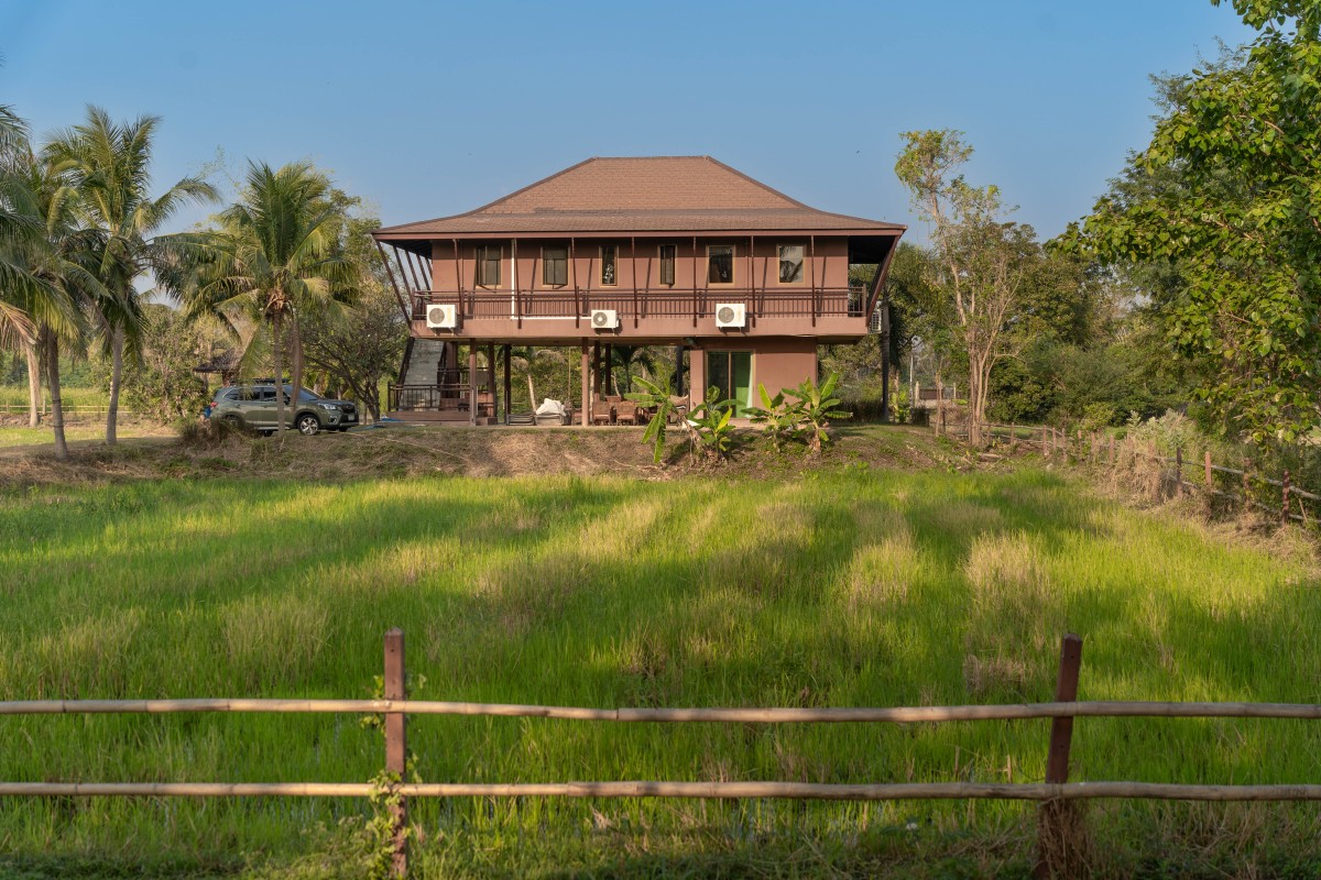 ขายและเช่า! บ้านทรงไทยร่วมสมัย วิวทุ่งนาสุดพาโนรามา @ ชะอำ