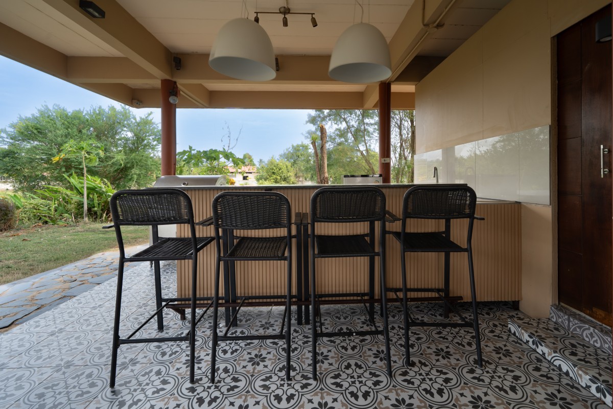 ขายและเช่า! บ้านทรงไทยร่วมสมัย วิวทุ่งนาสุดพาโนรามา @ ชะอำ