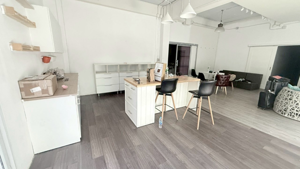 ให้เช่าบ้านเดี่ยว 2 ชั้นเนื้อที่ 101 ตารางวา พื้นที่ใช้สอย 450 ตารางเมตร 5 ห้องนอน 3 ห้องน้ำ เฟอร์บางส่วน ถนน สุขุมวิท101/1 ราคาเช่า 65,000 บ/ด