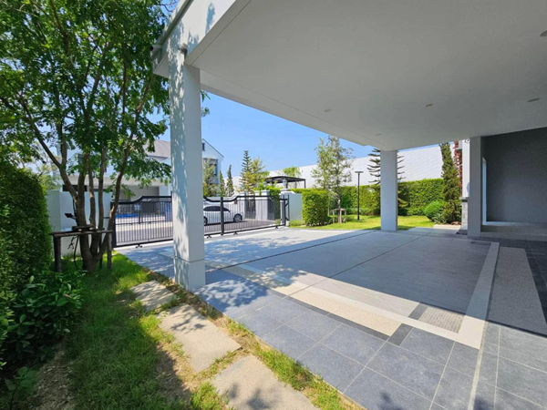 ให้เช่าบ้านเดี่ยว สุดหรู นันทวัน NANTAWAN พระราม9-กรุงเทพกรีฑา Super luxury 2 ชั้น พื้นที่กว้างขวาง หน้าบ้านมีน้ำพุ