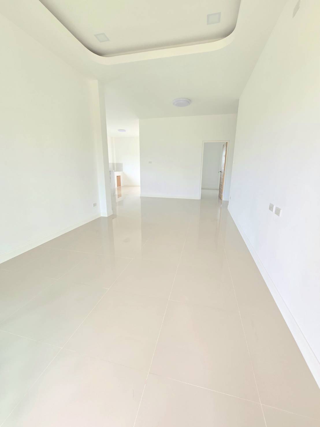 บ้านหลังใหญ่ใกล้เซ็นทรัลเฟส เชียงใหม่