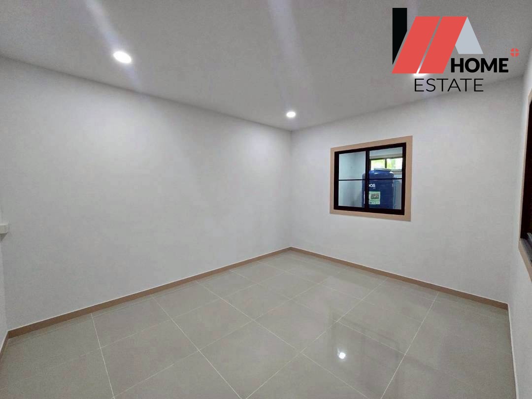 ทาวน์เฮาส์ 2 ชั้น หมู่บ้านพฤกษา3 ซอย 122 (บางบัวทอง นนทบุรี)