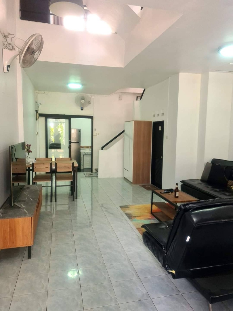 6903-012 ขาย ทาวน์เฮ้าส์ 3 ชั้น ลาซาล หมู่บ้าน ลาซาล เพลส ใกล้ BTS แบริ่ง