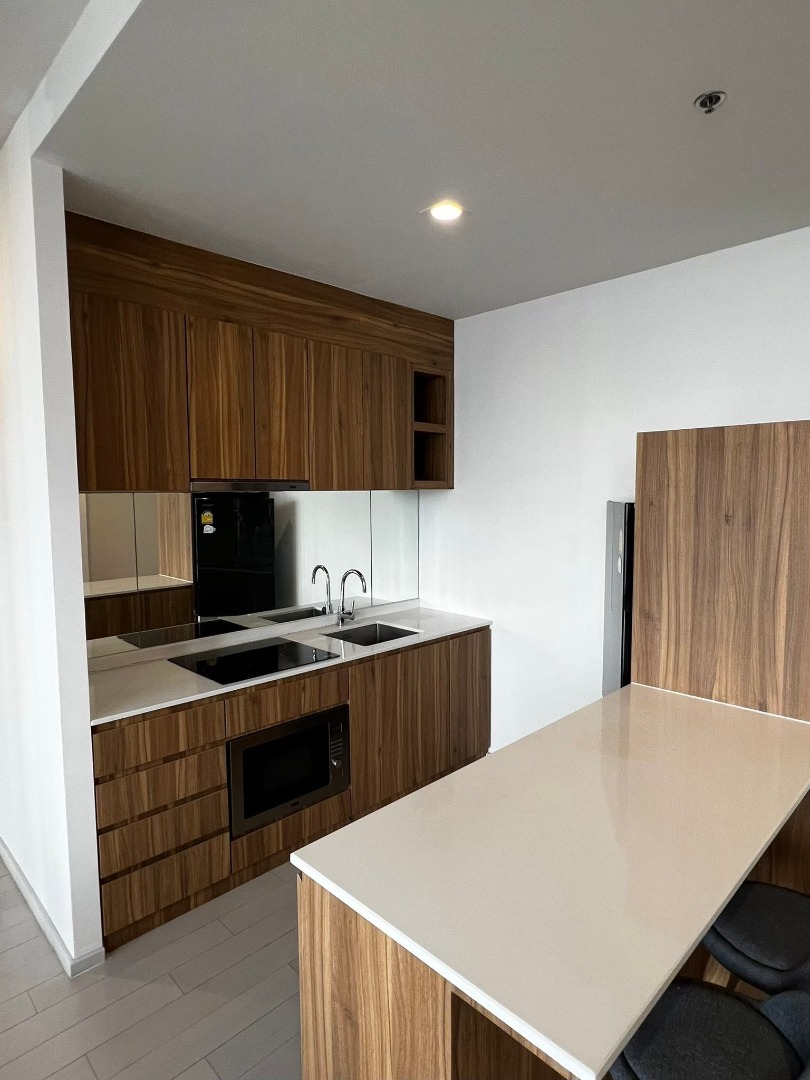 6903-025 Condo for Rent in Ploenchit-Chidlom area, at Noble Ploenchit, next to BTS Ploenchit