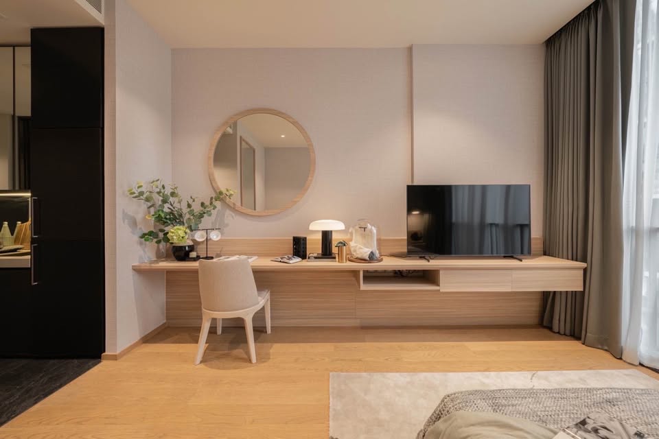 6903-030 Condo for Rent in Chidlom-Ploenchit area, at 28 Chidlom, next to BTS Chidlom