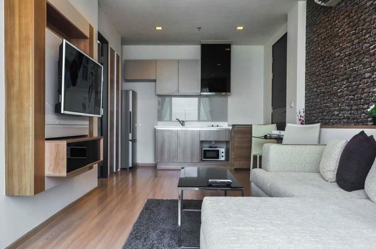 6903-064 Condo for Rent in Sathorn area, at RHYTHM SATHORN, BTS Saphan Taksin