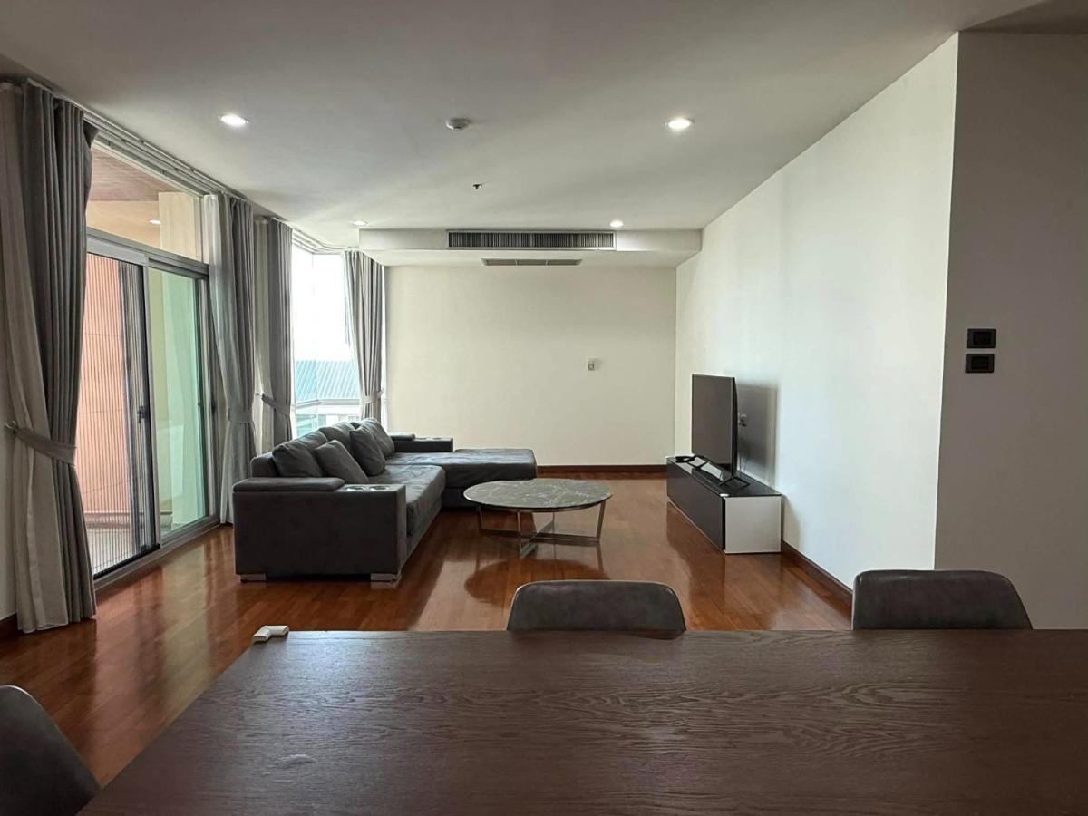 6903-074 Condo for Rent in Ratchadamri-Chidlom area, at Grand Langsuan, next to BTS Ratchadamri