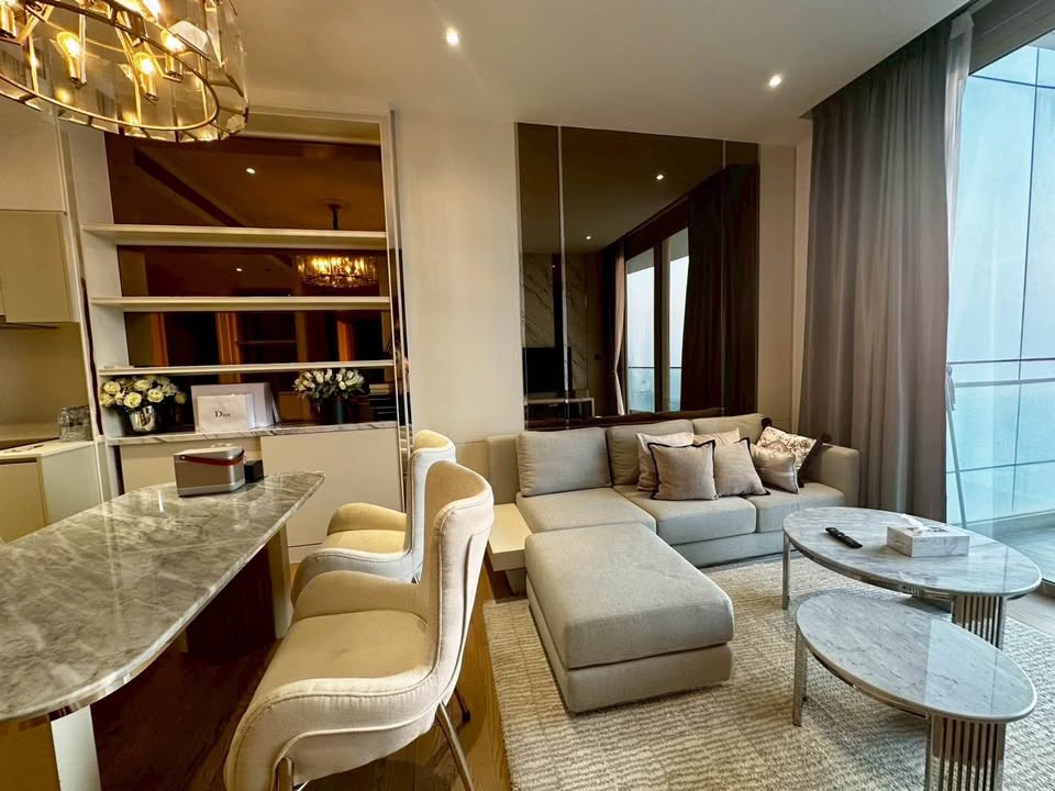6903-080 Ultra Luxury Condo for Rent in Sathorn-Charoennakorn area, at Magnolias Waterfront Residences, amazing river view