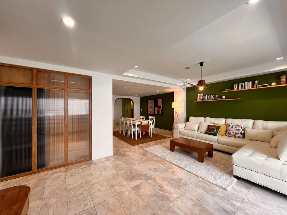 6903-086 Condo for Rent in Nana-Asoke area, at Ruamjai Height, newly renovated, next to BTS Nana