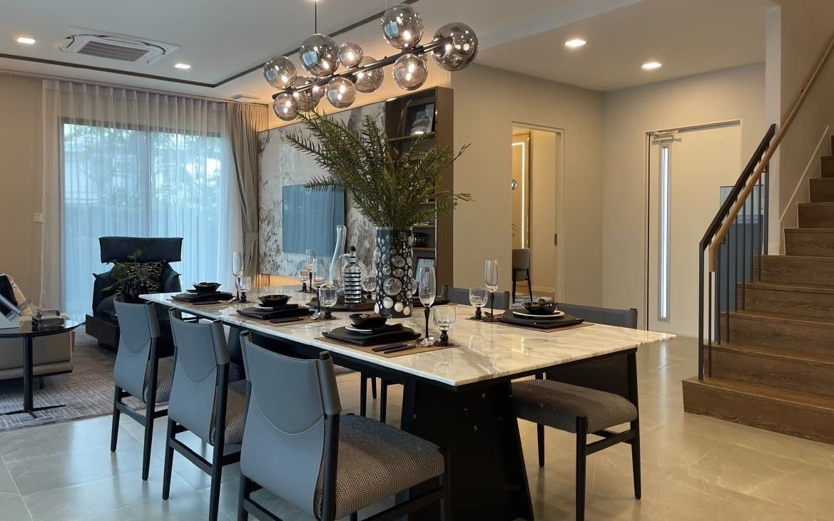 6903-102 Luxury Detached House in Bangna, Mantana Bangna KM.15 Private corner unit with garden