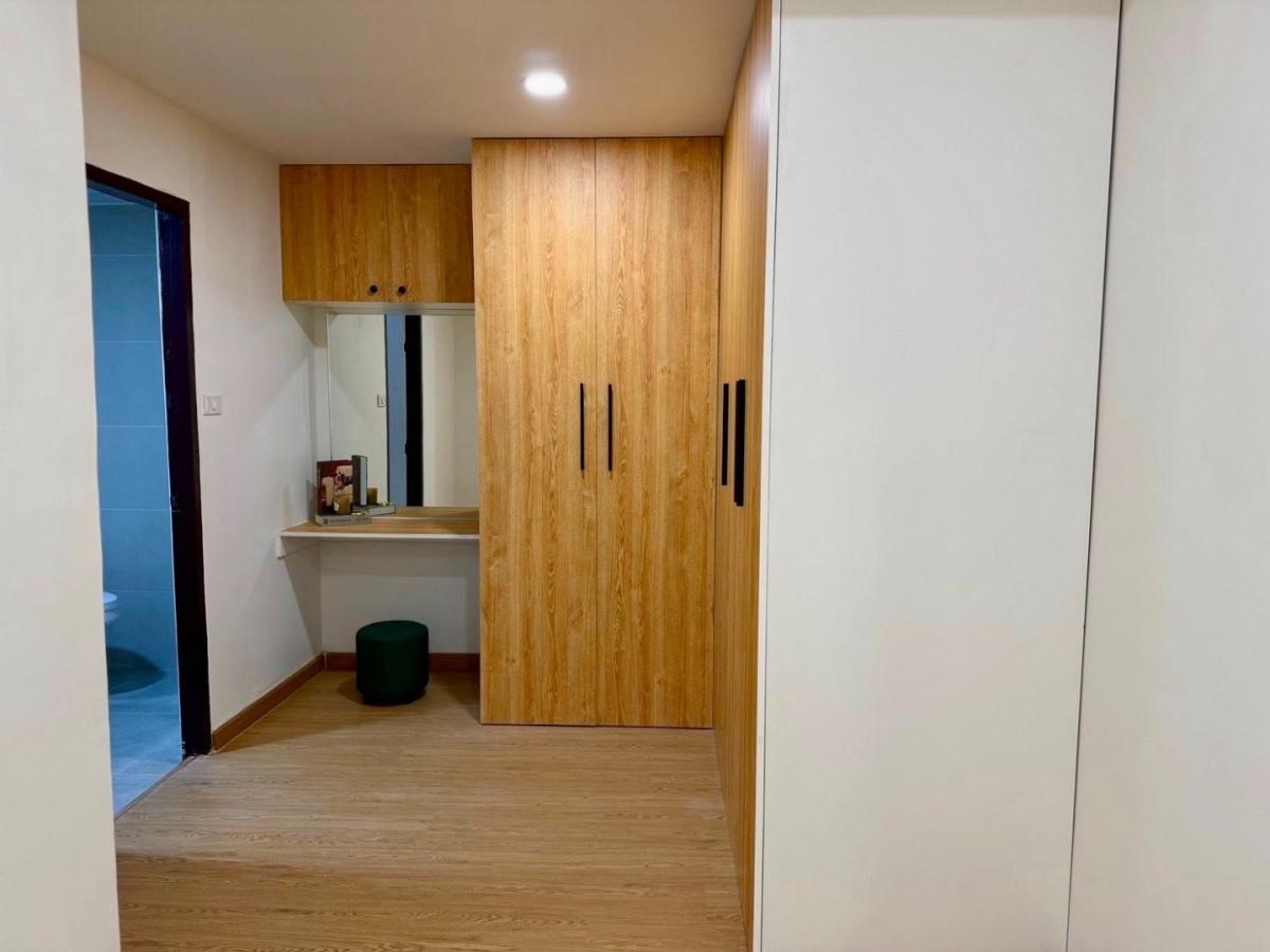 6903-112 ขาย คอนโด อารีย์ สนามเป้า Centurion Park ยูนิตมุม 2 ห้องนอน ใกล้ BTS อารีย์