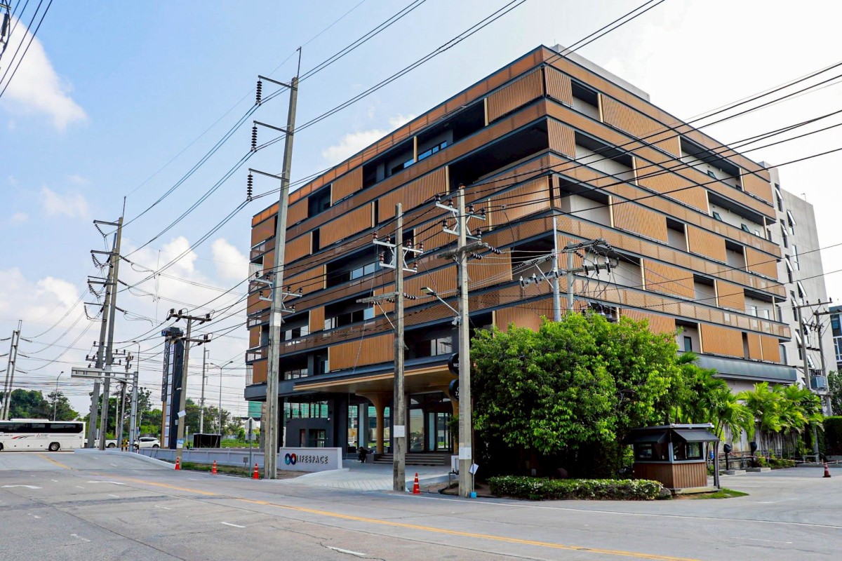 ให้เช่าอาคารสำนักงานโครงการ Lifespace