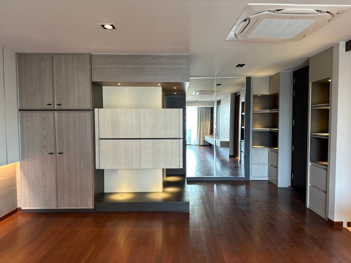 6904-024 Newly renovated Condo for Sale in Ploenchit-Chidlom area, at Ploen Chit Terrace, next to BTS Ploenchit