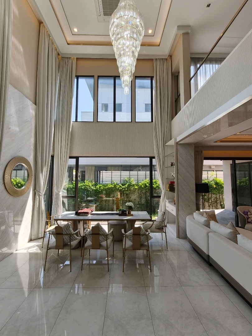 6904-032 ขาย บ้านเดี่ยว 3 ชั้น ศรีนครินทร์ กรุงเทพกรีฑา Grand Bangkok Boulevard East Rama 9 5ห้องนอน