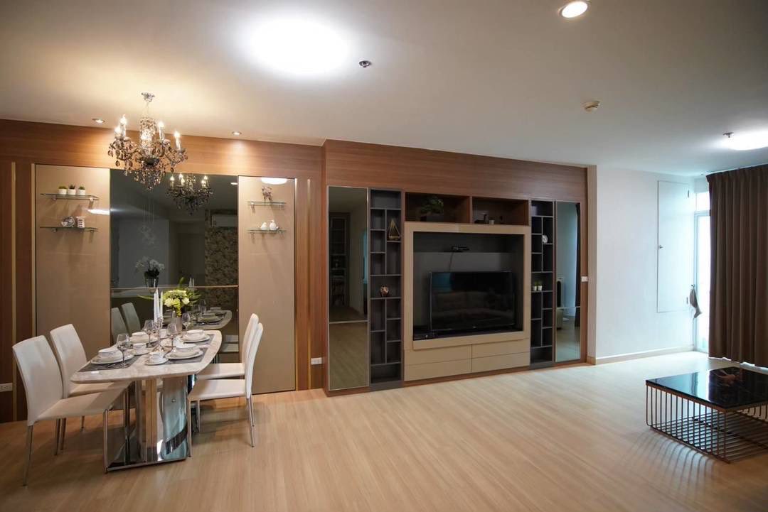 6904-053 Condo for Sale/Rent in Charoen Nakorn area, Baan Sathorn - Chaophraya, BTS Saphan Taksin