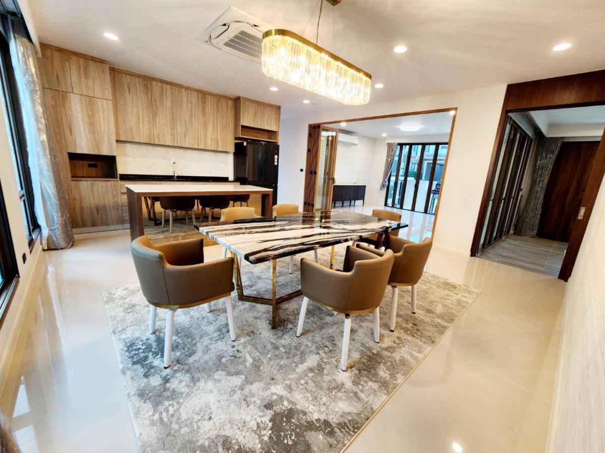 6904-060 ขาย/ให้เช่า บ้านเดี่ยว 2 ชั้น กรุงเทพกรีฑา Burasiri Krungthep Kreetha ใกล้คลับเฮ้าส์