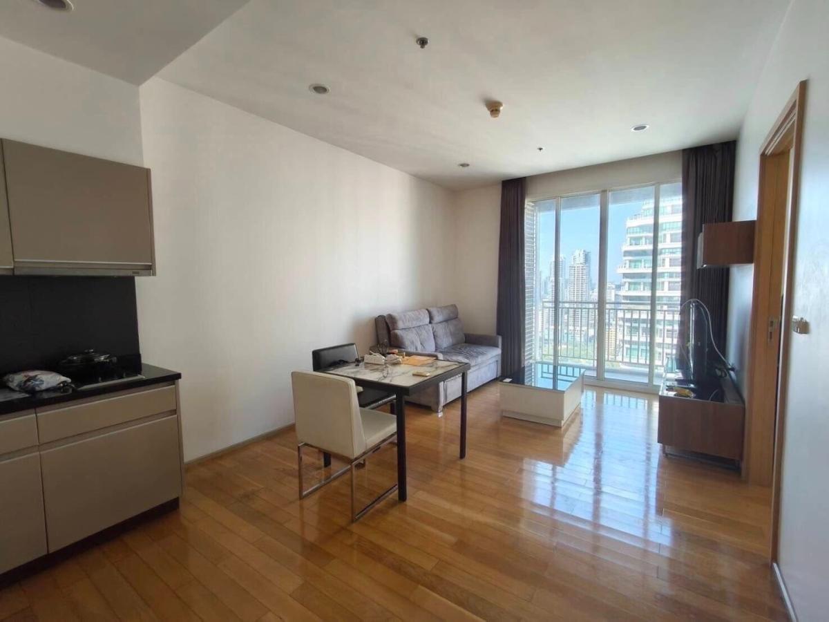 6904-071 Condo for Rent in Phrompong-Thonglor area, 39 by Sansiri, next to BTS Phrompong