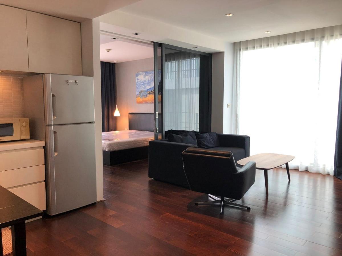 6904-093 Condo for Rent in Sarasin-Langsuan-Chidlom  area, at Noble Ambience Sarasin, BTS Ratchadamri