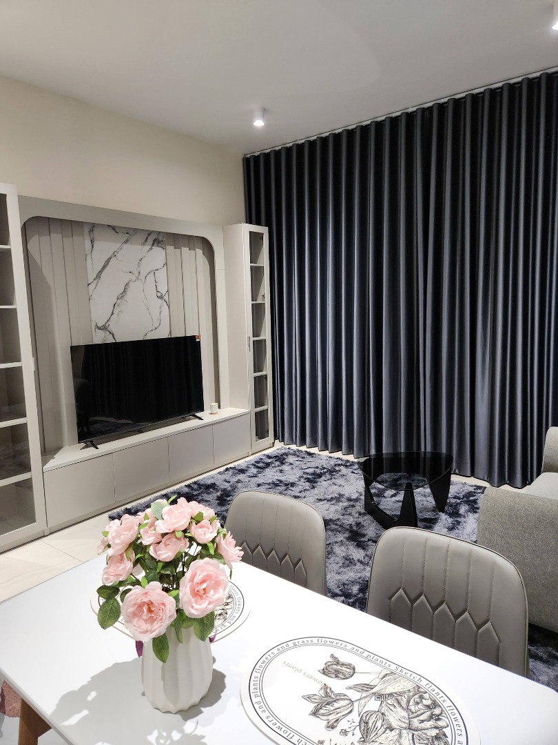 6904-096 Condo for Rent in Sathorn-Silom area, The Bangkok Sathorn, next to BTS Surasak, Pet-friendly 