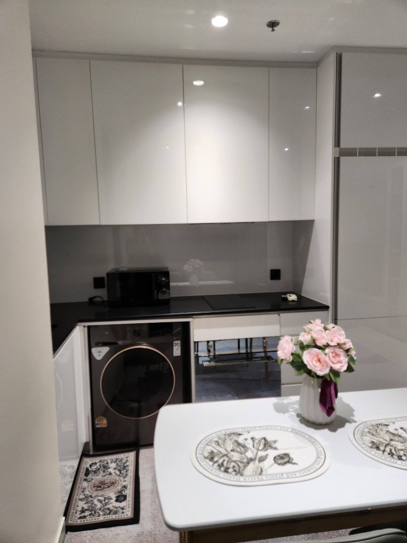 6904-096 Condo for Rent in Sathorn-Silom area, The Bangkok Sathorn, next to BTS Surasak, Pet-friendly 