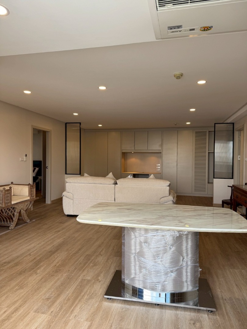 6904-104 Condo for Rent in Phromphong-Thonglor area, Supalai Place Sukhumvit 39, BTS Thonglor