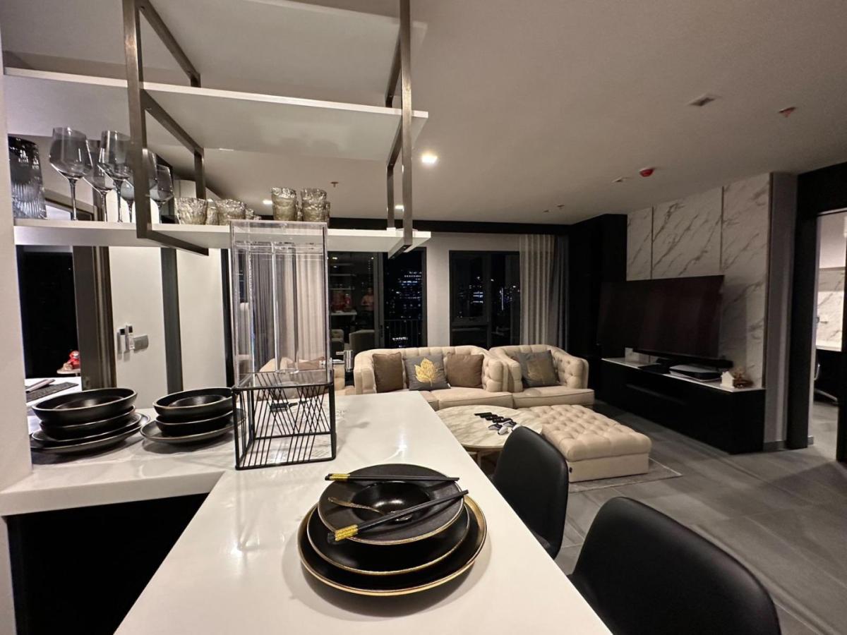 6904-117 Condo for Sale in Makkasan-Rama9-Asoke area, LIFE ASOKE HYPE, ARL Makkasan (Combined unit)