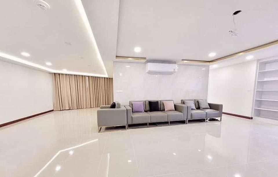 6905-013 Condo for Sale in Phrompong-Thonglor area, at PRESIDENT PARK SUKHUMVIT 24, next to BTS Phrompong