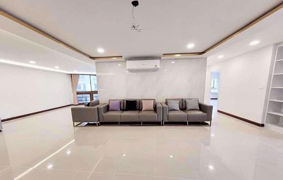 6905-013 Condo for Sale in Phrompong-Thonglor area, at PRESIDENT PARK SUKHUMVIT 24, next to BTS Phrompong