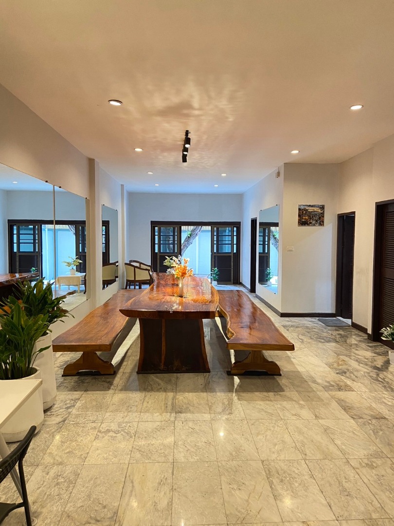 6905-043 4-Storey Townhome for Rent in Ekamai-Thonglor area, BTS Ekamai