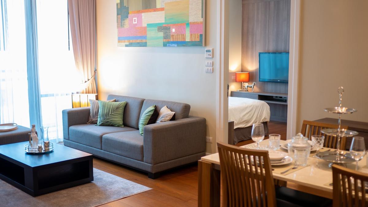 6905-055 Condo for Rent in Phrompong-Thonglor area, at Bright Sukhumvit 24, next to BTS Phrompong