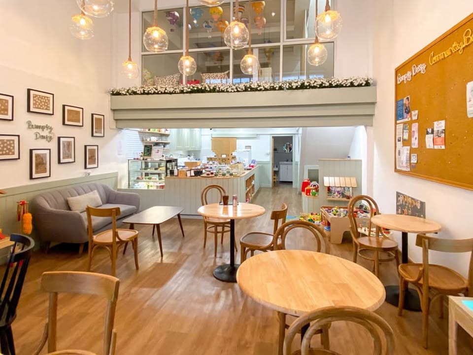 6905-092 Townhouse for Rent in Phrom Phong, ideal for café, boutique hostel, home office 