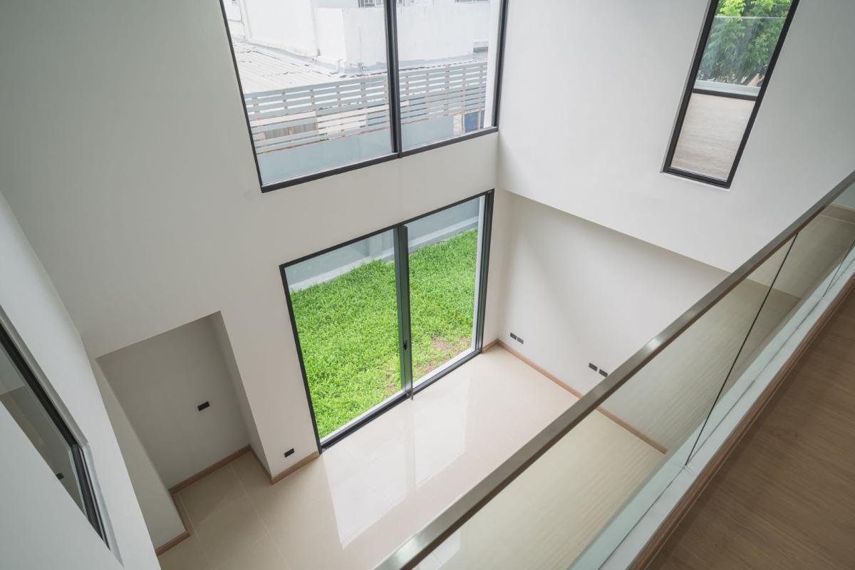 6905-108 ขาย บ้านเดี่ยว รีโนเวทใหม่ ร่มเกล้า ลาดกระบัง มบ.ปรีชา รามคำแหง-กรุงเทพกรีฑา 