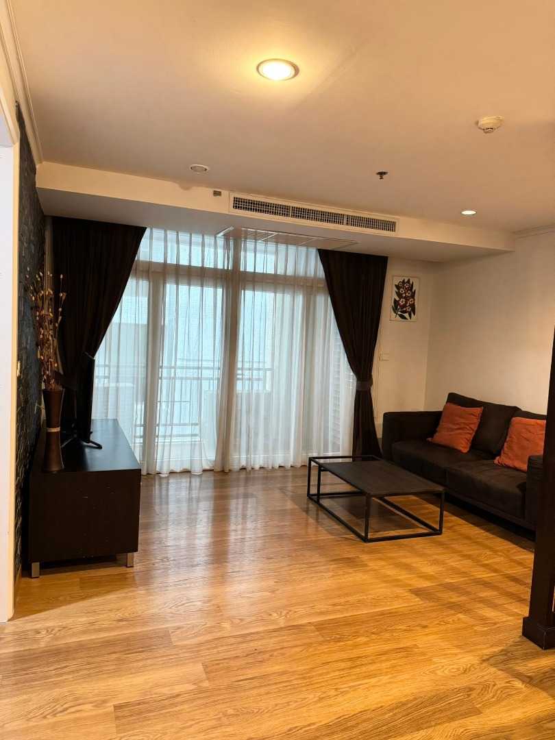 6905-122 Condo for Sale/Rent in Asoke-Nana area, at WATTANA SUITE next to BTS Asoke
