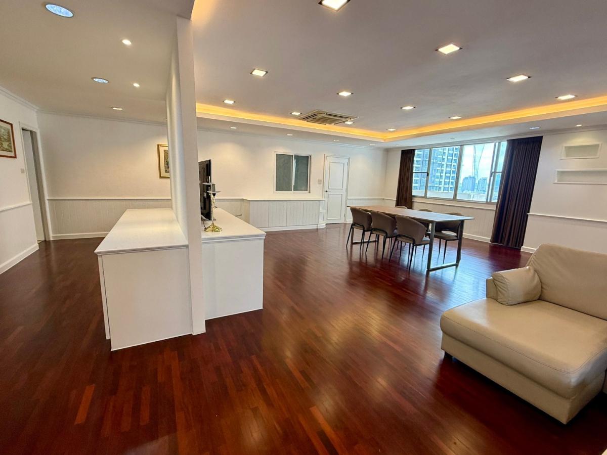 6905-124 Condo for Rent in Phrom Phong-Thonglor area, at D.S. Tower 1, next to BTS Phrom Phong 
