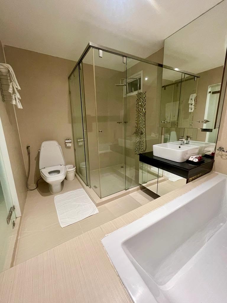6906-038 เซ้งและให้เช่า โรงแรม สำหรับทำ Pretty Spa, Lounge แหล่งท่องเที่ยว ย่านนานา ใกล้ BTS นานา