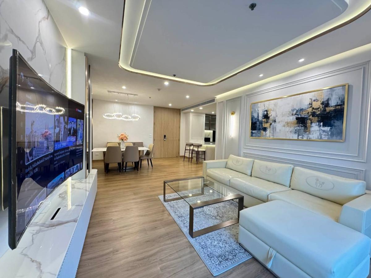 6906-054 Condo for Rent in Silom-Saladaeng, at The Royal Saladaeng, MRT Silom